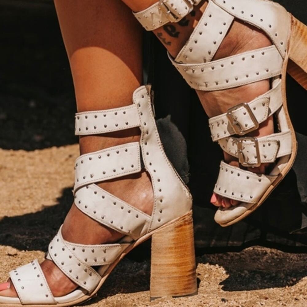 FREEBIRD BY STEVEN Tanica Off White Leather Heeled Sandal Western Size 11